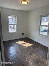 48 Barberie Ave in Highlands, NJ - Building Photo - Building Photo