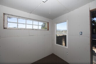 1631 Landa St, Unit 1631 in Los Angeles, CA - Building Photo - Building Photo