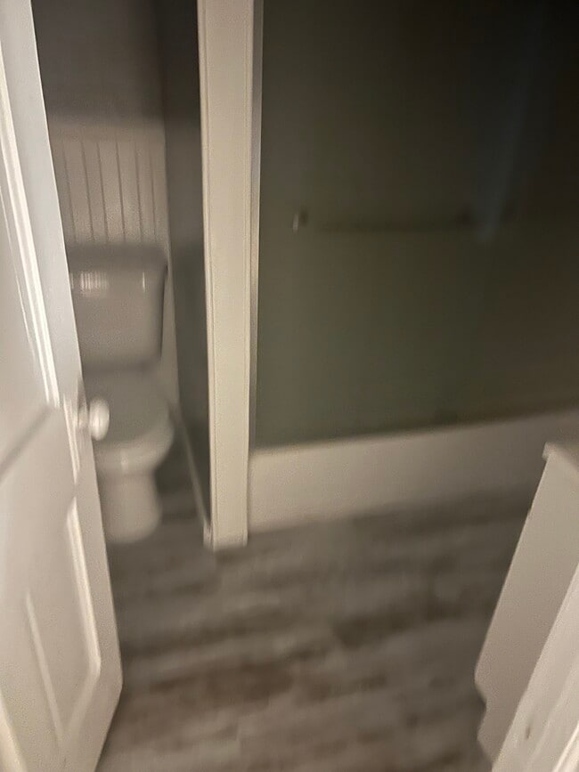 38 Broadhead Ave, Unit Apartment 2 in Jamestown, NY - Building Photo - Building Photo