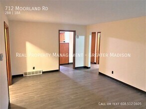 712 Moorland Rd in Madison, WI - Building Photo - Building Photo
