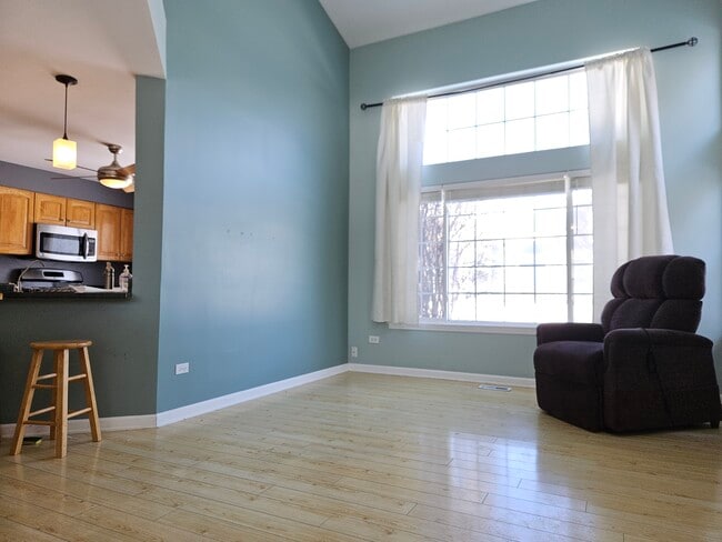 157 Concord Ln in Carol Stream, IL - Building Photo - Building Photo