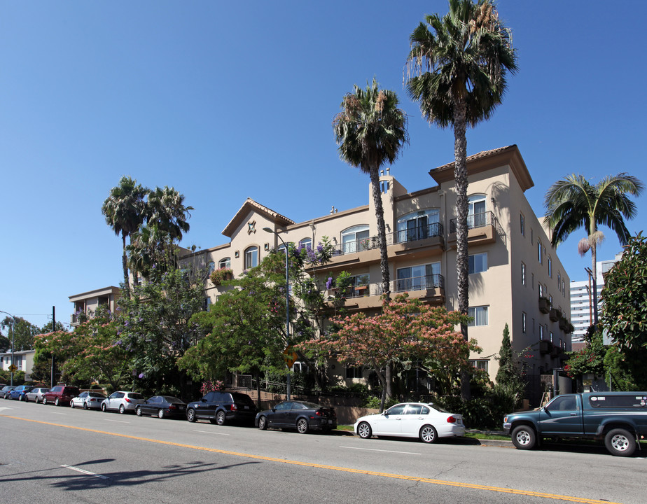 1255 Federal Ave in Los Angeles, CA - Building Photo