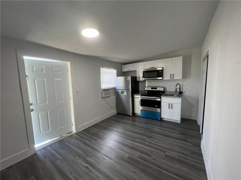 3904 SW 13th Ct in Fort Lauderdale, FL - Foto de edificio