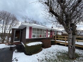 19 Kenberma Rd in Worcester, MA - Building Photo