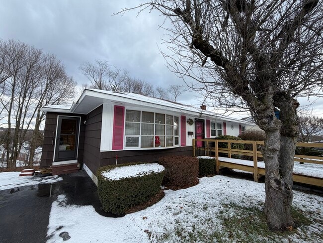 property at 19 Kenberma Rd