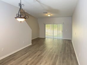 4046 Mountain Chestnut Way in Lakeland, FL - Foto de edificio - Building Photo