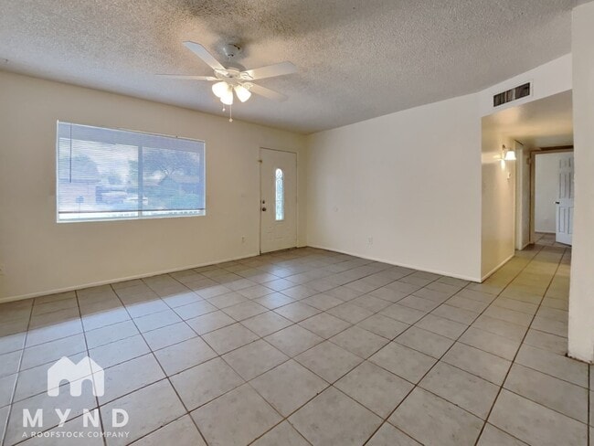 1515 E Orange St in Buckeye, AZ - Building Photo - Building Photo