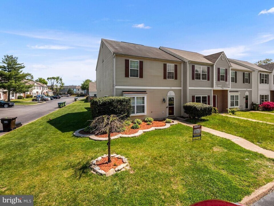 11011 Coreys Way in Fredericksburg, VA - Building Photo