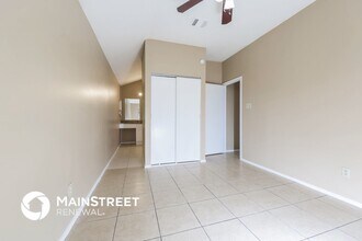 11110 Grassyglen Dr in Houston, TX - Foto de edificio - Building Photo