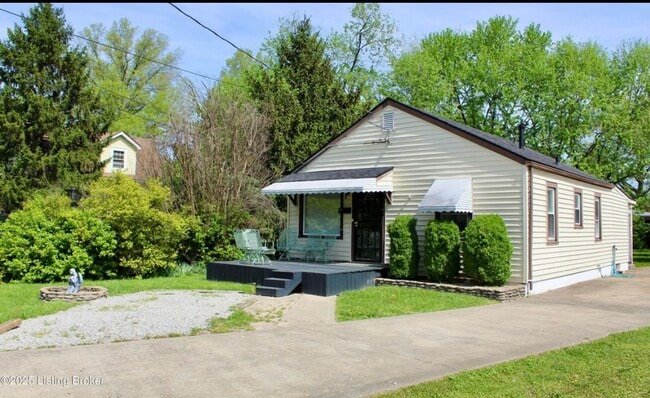 property at 3023 St Dennis Ave