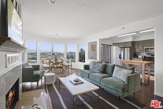 1850 San Jacinto St in Los Angeles, CA - Building Photo - Building Photo