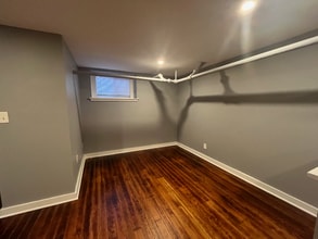 1830 N Oakland Ave in Milwaukee, WI - Foto de edificio - Building Photo