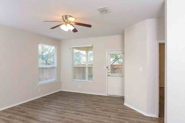 827-834 Red Quill Nest in San Antonio, TX - Building Photo - Building Photo