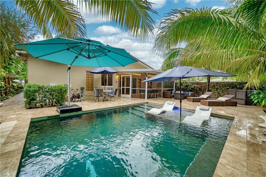 1728 NE 16th Ave in Fort Lauderdale, FL - Building Photo