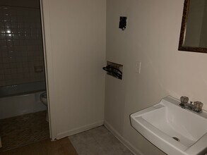 1900 Flannery St SW, Unit Apt B in Rome, GA - Building Photo - Building Photo