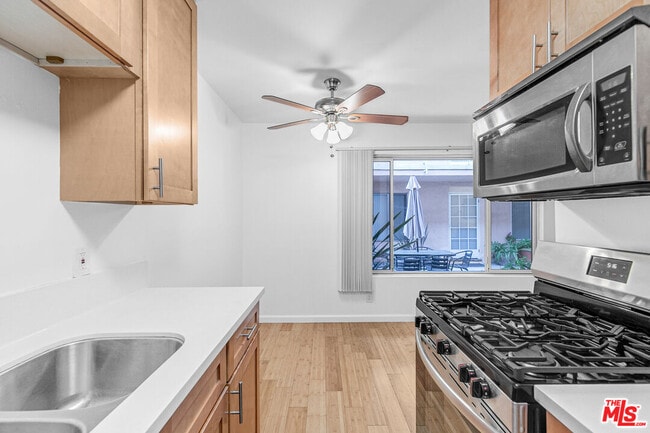property at 2627 5th St