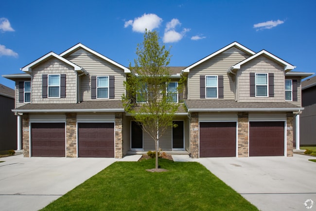 property at 9326 N Main St