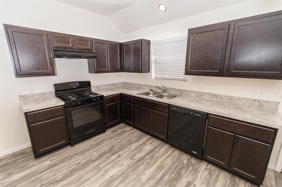 5411 Long Arbor Ln in Katy, TX - Building Photo