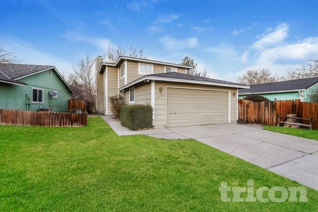 property at 2572 Wabash Cir