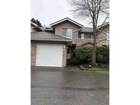 15550-15526 26 Ave in Surrey, BC - Building Photo