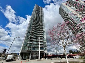 13618 100 Av in Surrey, BC - Building Photo