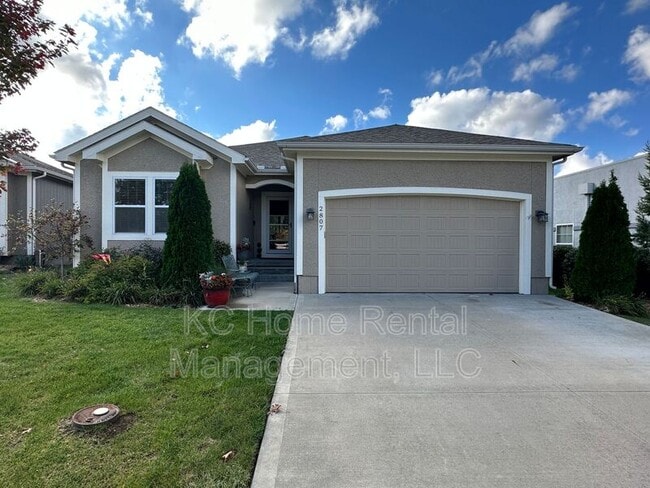 property at 2807 NE Sonora Valley Dr