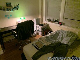 1189 Commonwealth Ave in Boston, MA - Building Photo