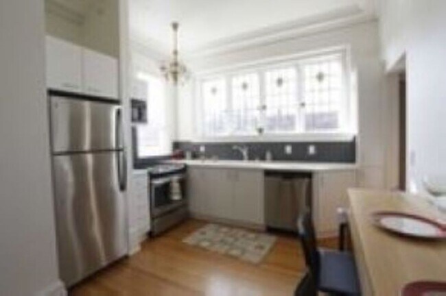 15 W Gorham St in Madison, WI - Building Photo - Building Photo