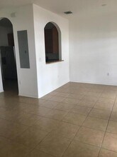 398 Lake Monterey Cir in Boynton Beach, FL - Building Photo - Building Photo