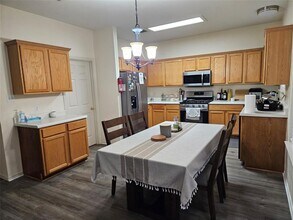 724 Leann Ln in Cedar Park, TX - Building Photo - Building Photo