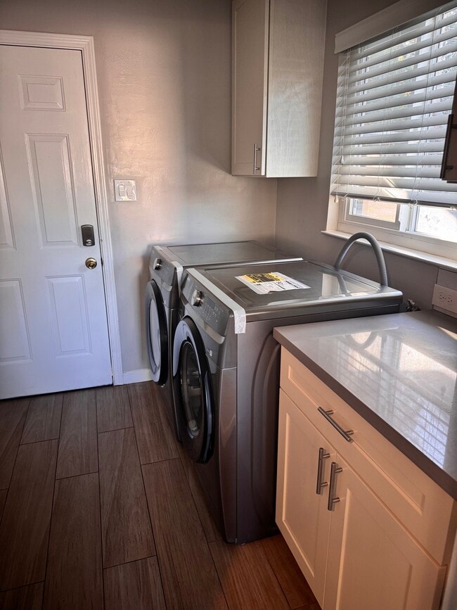 832 Blair Ave, Unit 2 in Sunnyvale, CA - Foto de edificio - Building Photo