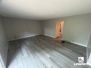 514 N Cliff Ave in Sioux Falls, SD - Building Photo - Building Photo