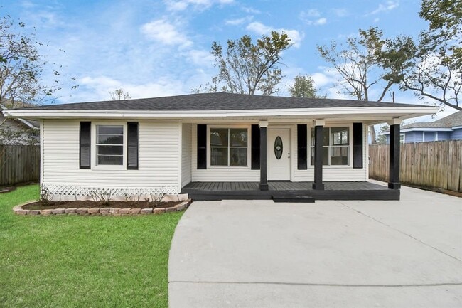 property at 2243 Matilda St