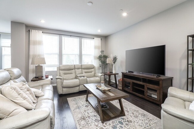 169 Waverly Ct in Bloomingdale, IL - Building Photo - Building Photo