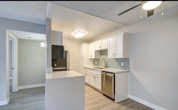 7045 Charmant Dr in San Diego, CA - Building Photo - Building Photo