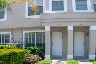 649 Kensington Lake Cir