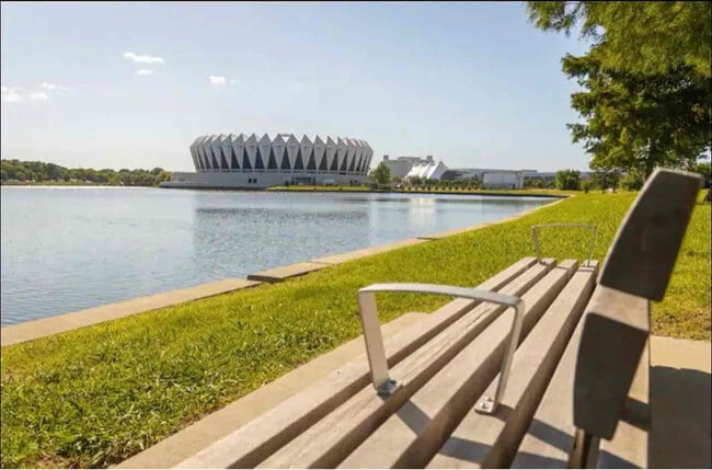 601 Freeman Dr in Hampton, VA - Building Photo - Building Photo