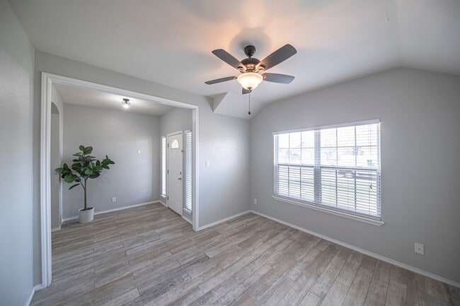 2207 Medford Ct in Odessa, TX - Building Photo - Building Photo