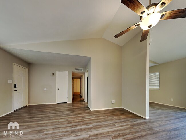 2822 Canary Ln in Humble, TX - Building Photo - Building Photo