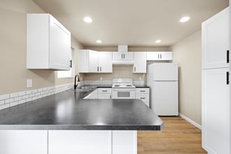 1119 N Buchanan St, Unit C in Kennewick, WA - Foto de edificio - Building Photo