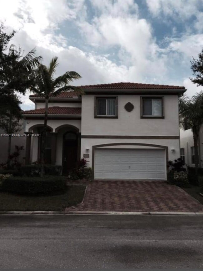 property at 1309 Alicante Ct