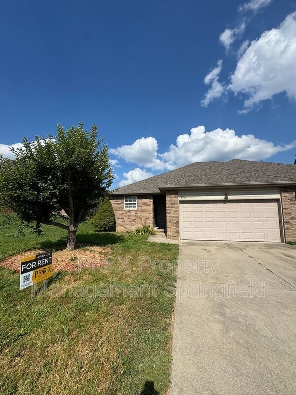 property at 3976 S Jonathan Ave