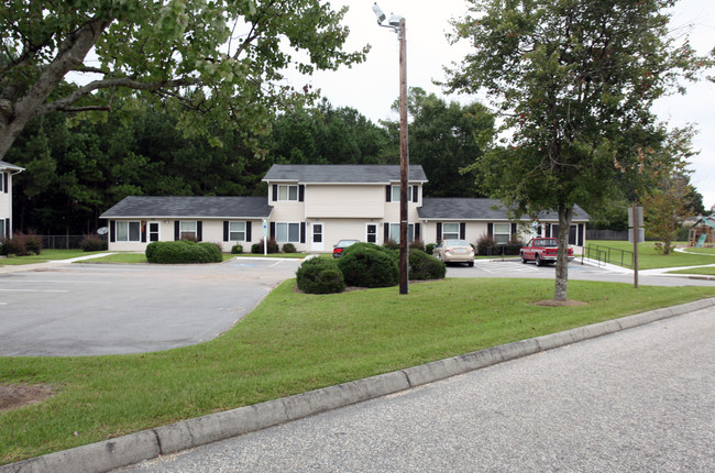 Wellonton Apartments in Chadbourn, NC - Foto de edificio - Building Photo