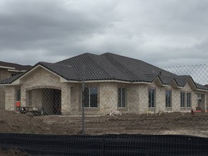 Villa Regale in McAllen, TX - Building Photo - Building Photo