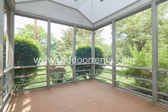 12854 S Fleetwood Dr in Carmel, IN - Building Photo - Building Photo