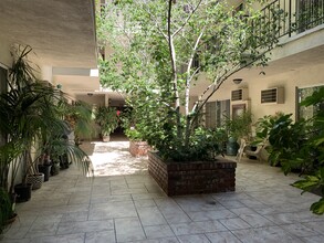 3775 S Canfield Ave in Los Angeles, CA - Building Photo - Building Photo