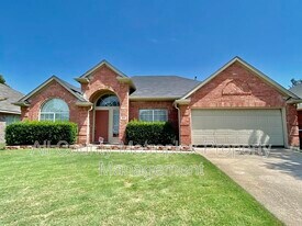 813 Snapdragon Ln in Plano, TX - Building Photo