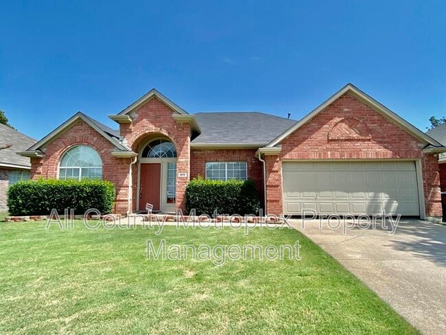property at 813 Snapdragon Ln