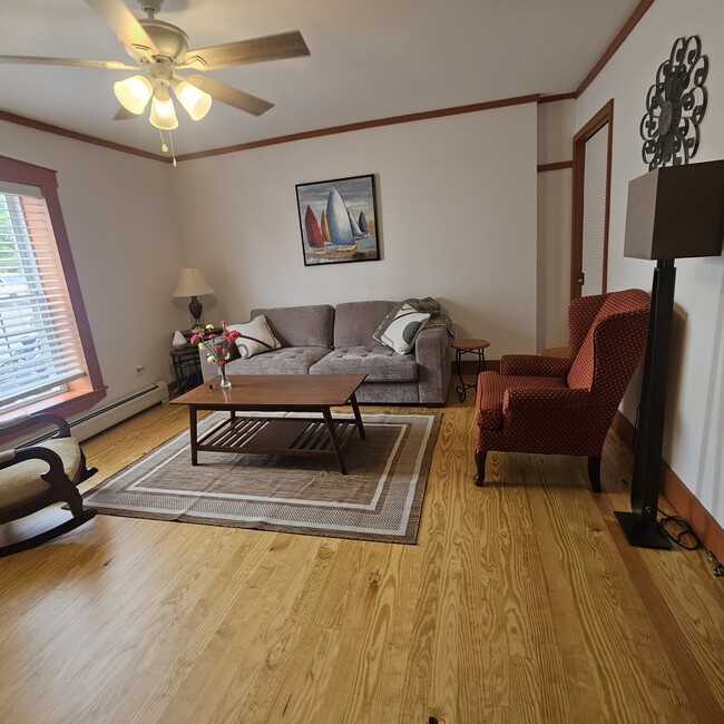 186 Main St, Unit First Floor Front