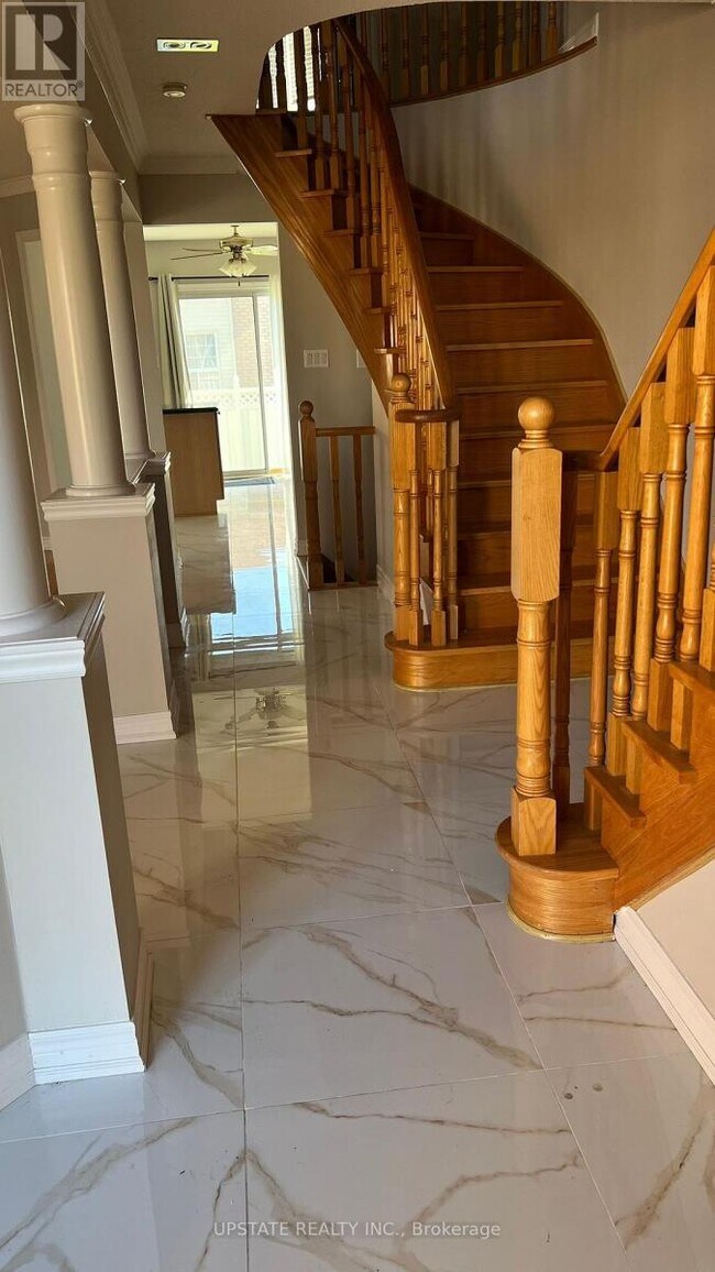 18 Highwood Rd in Brampton, ON - Building Photo - Building Photo